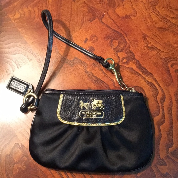 Coach Wristlet (small) - Picture 3 of 7
